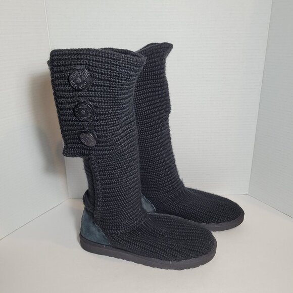 UGG Classic Cardy Black Knit Winter Sweater Boots Button Details Women's Size 8 - Picture 1 of 12